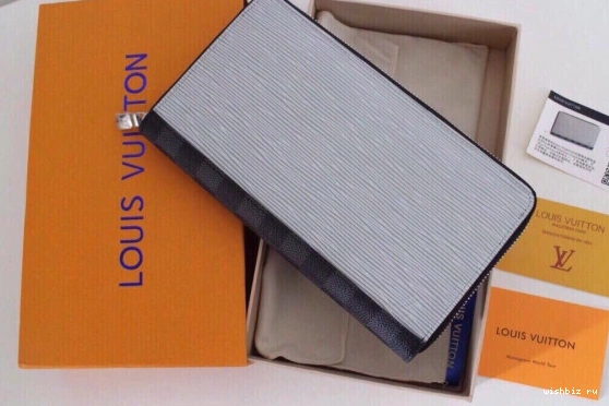 WIS Wallet Zippy Louis Vuitton 0810